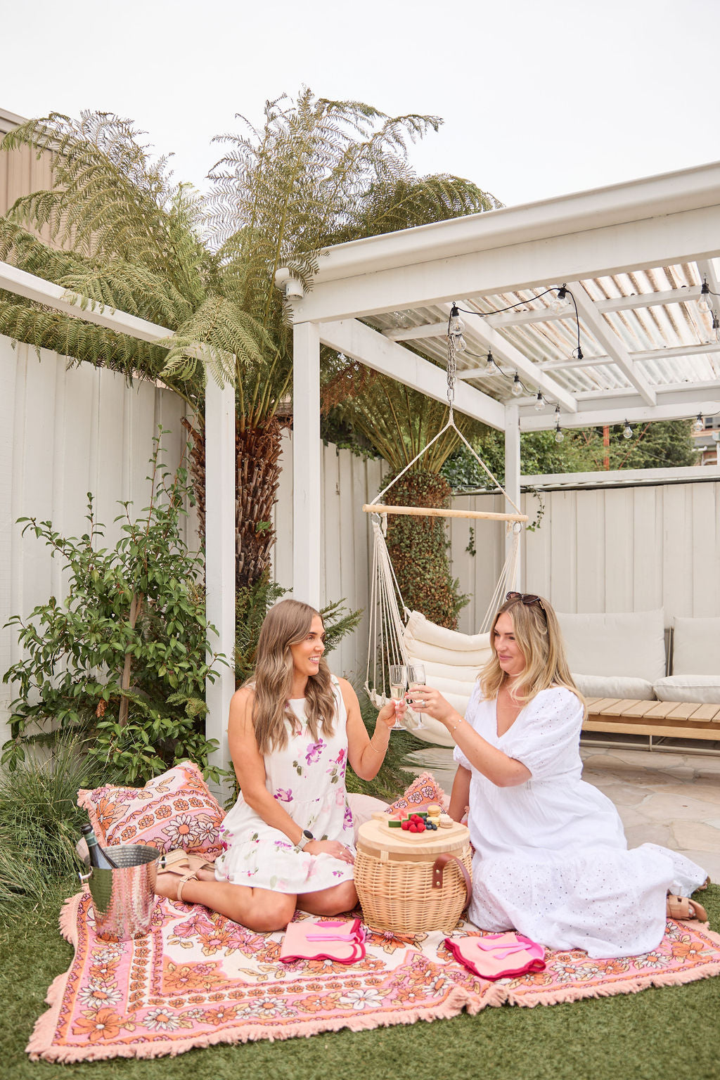 Blush Bloom Picnic Package - 4 Person